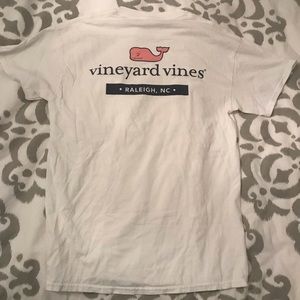 Vineyard vines tee